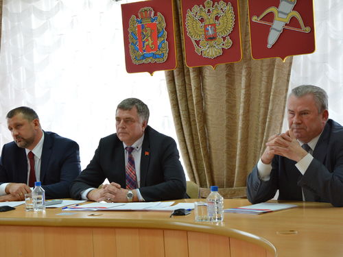 Состоялось заседание очередной девятой сессии Ачинского городского Совета депутатов