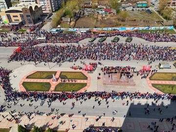 Илай Ахметов: новую традицию участия военной техники в параде Победы в Ачинске планируется продолжить в следующем году 