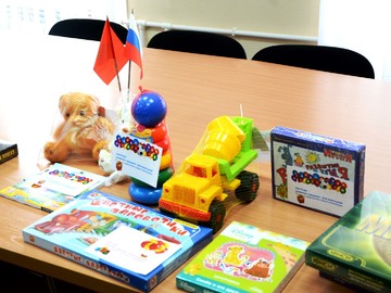 «Город добрых игрушек»: Ачинский горсовет присоединился к благотворительной акции