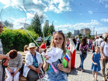 День России в Ачинске: масштабные культурные и спортивные традиции приумножаются