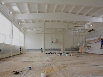 Подготовка к новому учебному году: обновляется спортивный зал в лицее №1